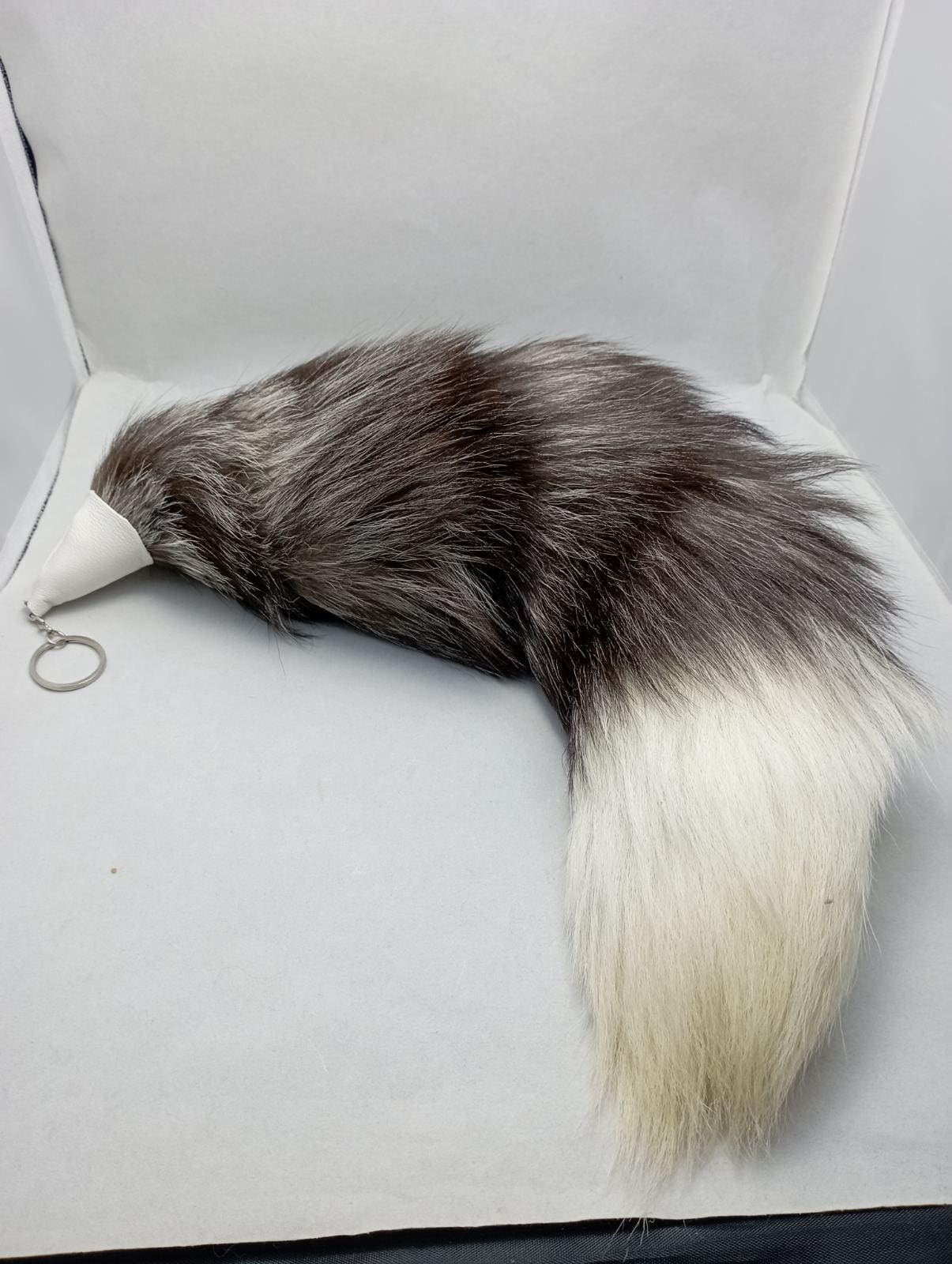 Portachiavi In Vera Pelliccia Di Volpe – Coda 40cm – Rosso/Nero – Artigianale