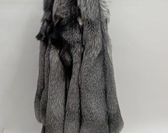 Pieles de zorro azul curtidas de tamaño XL de SAGA FURS, Finlandia
