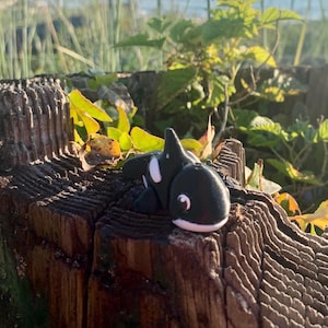 3D printed articulated flexy orca fidget toy