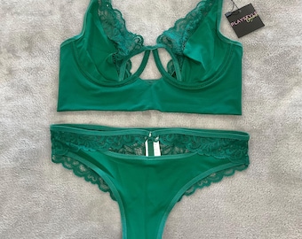 Conjunto de lencería clásica con aros para mujer