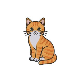 Op de afbeelding: Een cartoonachtige illustratie van een zittende oranje cyperse kat met donkeroranje strepen, grote zwarte ogen, een kleine roze neus en een witte borstvlek. De kat heeft puntige oren, lange snorharen en witte pootjes, weergegeven met een strakke omlijning.