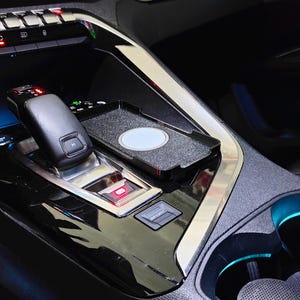 peugeot-3008-smartphone-tray-magsafe-car-phone-holder-peugeot