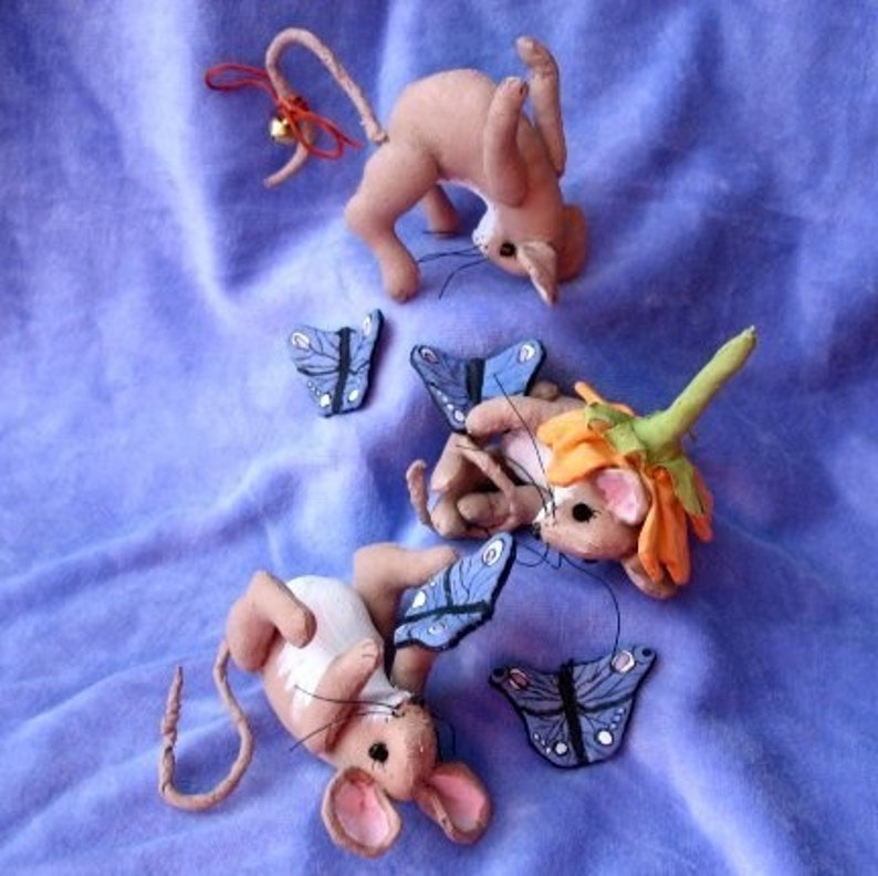 Primitive Mouse Pattern, Butterfly, Soft Sculpture Mouse Doll image 4