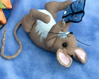 Primitive Mouse Pattern, Butterfly, Soft Sculpture Mouse Doll