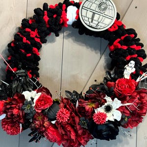 Darkside Wreath featuring Darth Vader, Storm Trooper and Death Star