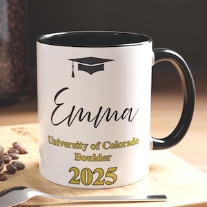 College-Abschluss-Geschenk, Bachelor-Abschluss, Master-Abschluss Personalisierte Kaffeetasse mit Namen, Datum, College, Farben, Geschenk für grad benutzerdefiniertes Geschenk