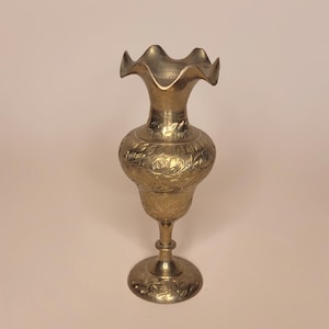 Vintage Brass Ruffled Vase Made in India - Etched Floral Pedestal Vase - Mid Century Decorative Brass Home Decor