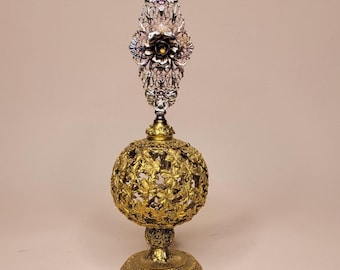 Vintage Stylebuilt Ormolu Filigree Perfume Bottle – Hollywood Regency Vanity (No Dauber)