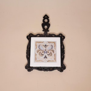 Vintage Cast Iron Trivet with Ceramic Tile – Wall Hanging Kitchen Decor or Hot Plate Holder