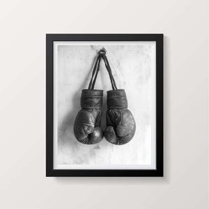 Vintage Boxing Gloves Wall Art – Black and White Boxing Gloves Photo – Retro Sports Photography for Gym, Man Cave, Office , Home Decor