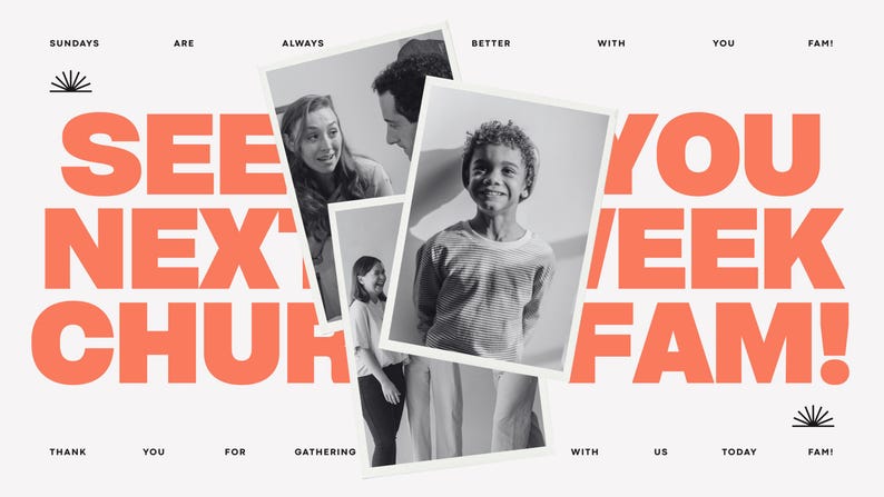 K&ouml;nnte beinhalten: Grafikdesign mit dem Text "SEE YOU NEXT WEEK FAM!" in korallfarbenen, fetten Buchstaben. Das Bild enth&auml;lt Schwarz-Wei&szlig;-Fotos von Personen. Die Worte "Sundays are always better with you Fam!" sind ebenfalls enthalten.