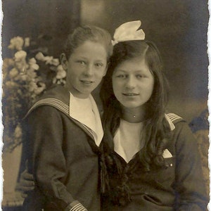 Vintage RPPC - 1918 Deutsche Bruder und Schwester Fotografie, unben. Postkarte PSS 5085