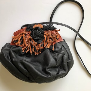 Vintage Schwarze Leder Umhängetasche PSS 4362
