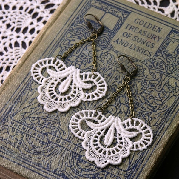 lace earrings- CALLIOPE- ivory - wedding earrings- dangle earrings