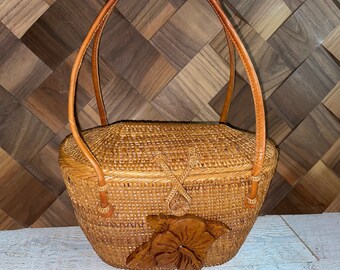 Vintage Woven Wicker with Carved Wood Flower Handbag Purse