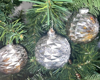 large plastic christmas ensacarks