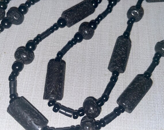 Vintage Black Carved Cinnabar and Glass Bead Neck… - image 4