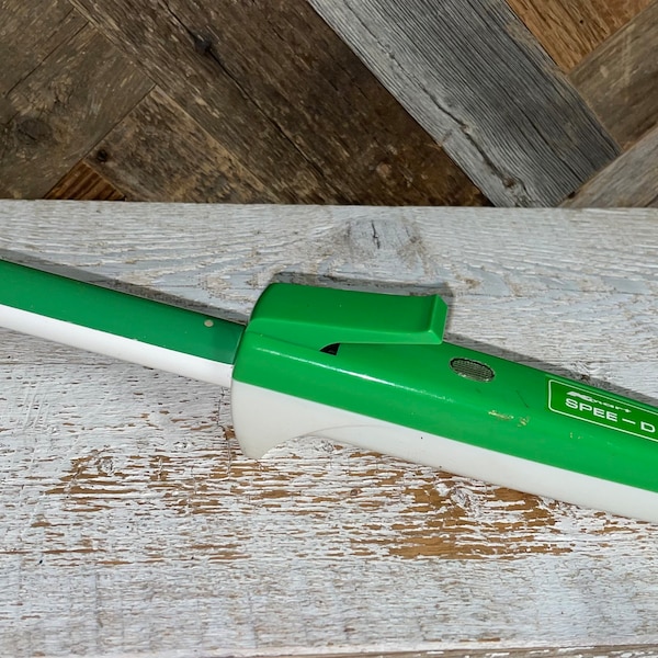 Vintage 70s Green and White Spee D Curl Kmart Curling Iron