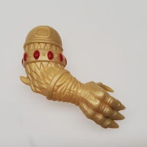 Gargoyles Deluxe Battle Double Griffin Goliath Right ARM Figure Armor Accessory