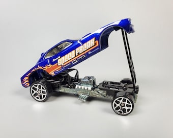Hot Wheels Ultra Hots 1968 Plymouth Barracuda Formula S-1/64 Metal