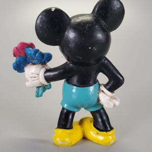 Vintage 1986 Bully Disney Mickey Mouse Holding Flowers PVC Figurine image 3