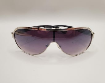 Vintage Y2K Shield Sunglasses Silver Frame Purple Gradient Lens UV400 Protection