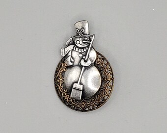 Vintage Silver Snowman on Brass Filigree Wreath Pin Brooch