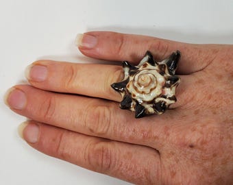 Statementring met natuurlijke schelp, handgemaakte ambachtelijke sieraden, maat 4,5, strand oceaan