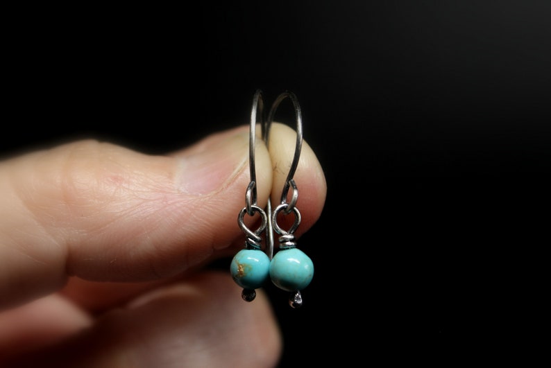 Sterling Silver Kingman Turquoise Flower Cluster Dangle Earrings