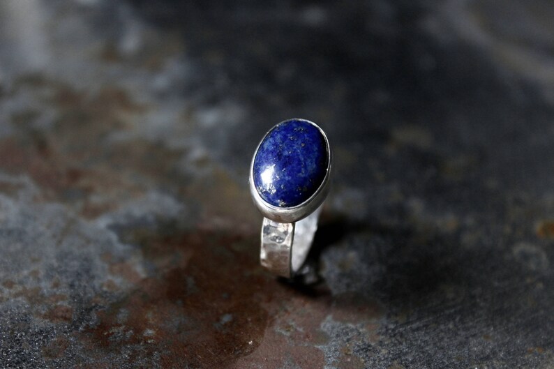 •LAPIS - LARGE OVAL• silver ring (size 6)