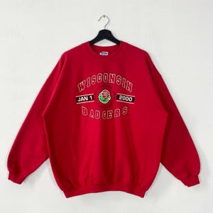 Vintage University Wisconsin Sweatshirt University Wisconsin Crewneck Wisconsin Sweater Pullover Wisconsin Badgers Print Logo Red XLarge