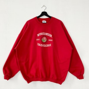 Vintage University Wisconsin Sweatshirt Wisconsin Crewneck Wisconsin Sweater Pullover Wisconsin Badgers Embroidered Logo Red XXLarge