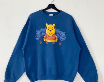 Bluza z nadrukiem Kubusia Puchatka z lat 90. z okrągłym dekoltem i nadrukiem Kłapouchego Prosiaczka Kangurzycy Królika w kolorze niebieskim, duża