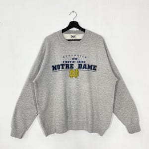 Vintage University Notre Dame Sweatshirt Notre Dame Crewneck Notre Dame Sweater Pullover Notre Dame Fighting Irish Print Logo Grey XLarge