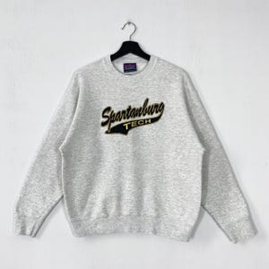 Sudadera vintage de los años 90 de Spartanburg Community College, cuello redondo de Spartanburg Tech, suéter de Spartanburg, logotipo bordado de Spartanburg Tech, talla mediana