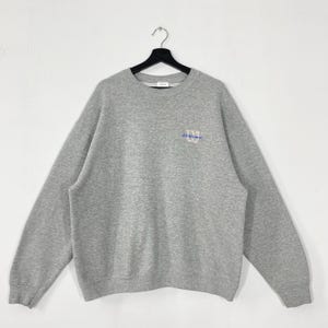 Vintage 90s Wilson Sweatshirt Wilson Crewneck Wilson Sweater Pullover Wilson Equipment Sportswear Wilson Embroidered Logo Grey XLarge