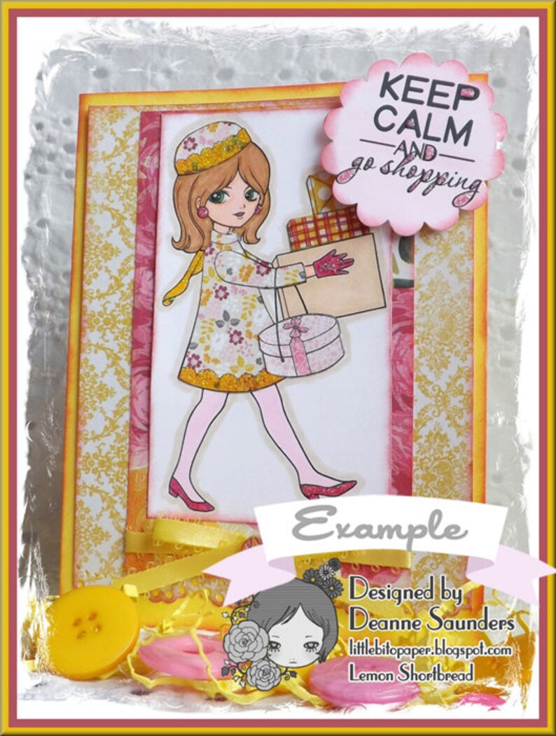 K&ouml;nnte beinhalten: Eine bunte Karte mit einer Cartoon-Illustration einer Frau in einem rosa Kleid und einem Hut, die Einkaufstaschen tr&auml;gt. Die Karte hat einen rosa Kreis mit dem Text "Keep Calm and go shopping". Die Karte ist mit gelbem und rosa Papier und einem gelben Knopf verziert.