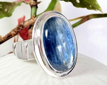 Oval Kyanite Sterling Silver Ring - Unisex Size 9.5