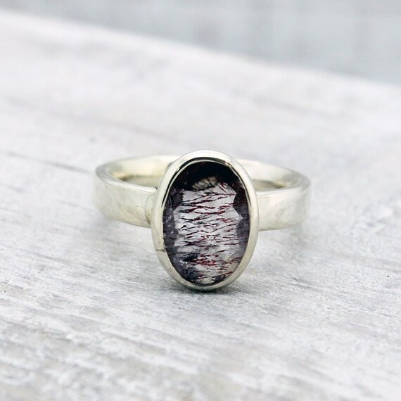 Super Seven Ring Faceted Oval Shape Cut Stone Melody Stone