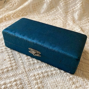 Vintage  Presentation Box Royal Blue Silk Empty Manicure Set