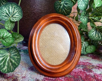 Plastic Oval Frame with Wood Finish Glass Cover & Easel Back Vintage