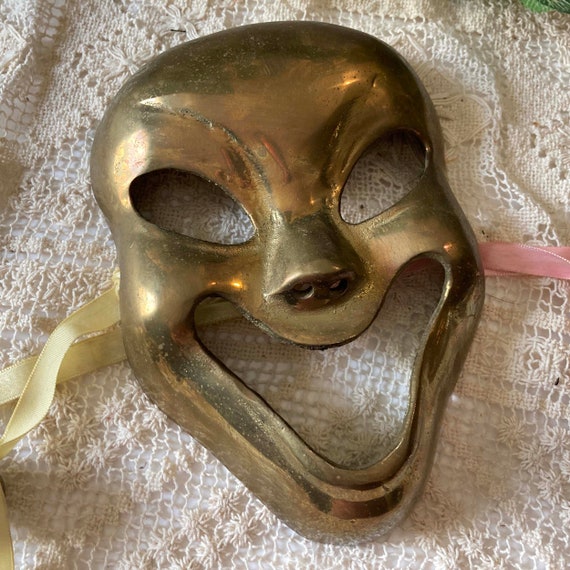 lastig Wasserette Nauwkeurig Brass Carnaval Lachend Masker Met Streamers en Bells - Etsy Nederland