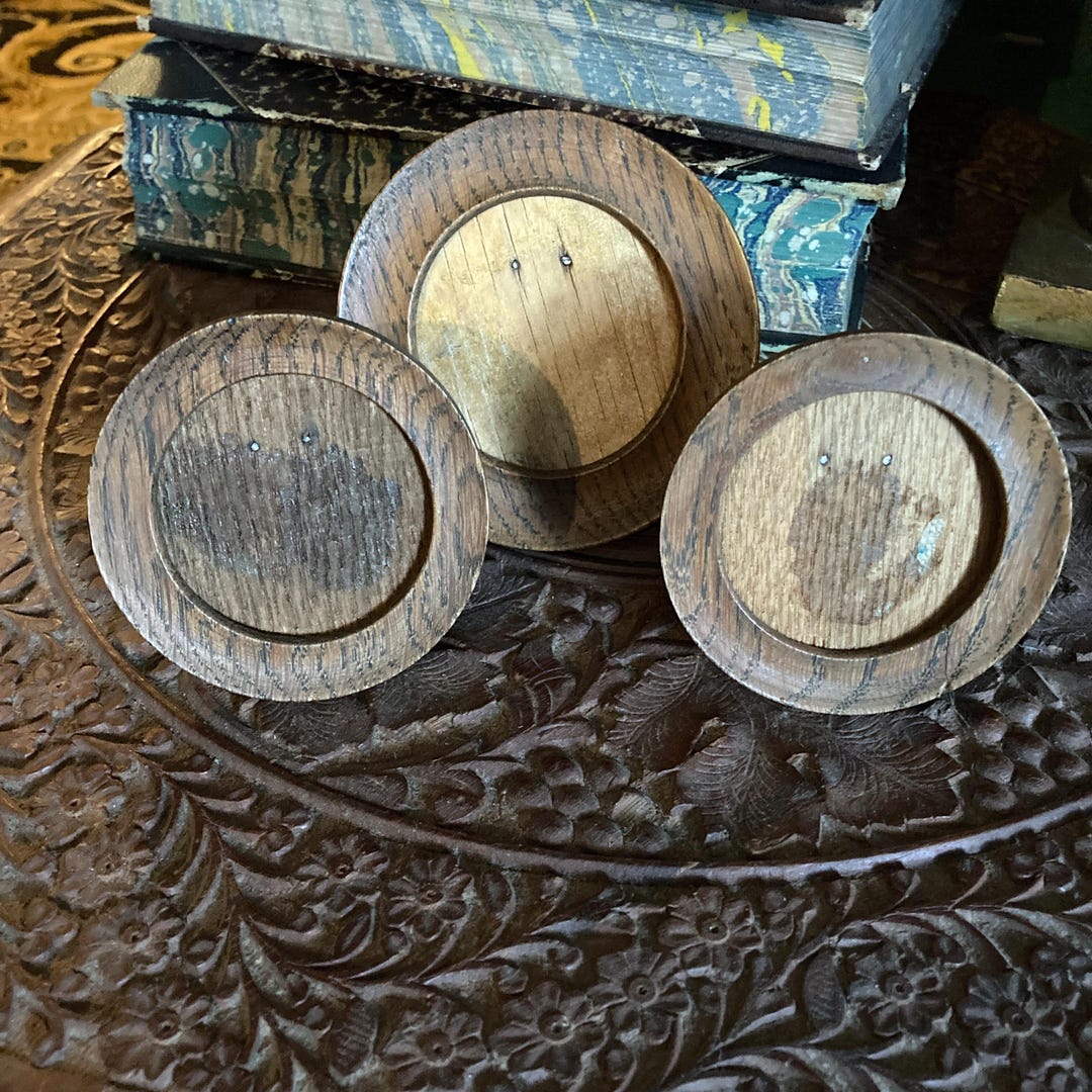 Small Round Oak Picture Frames Easel Back Vintage - Etsy