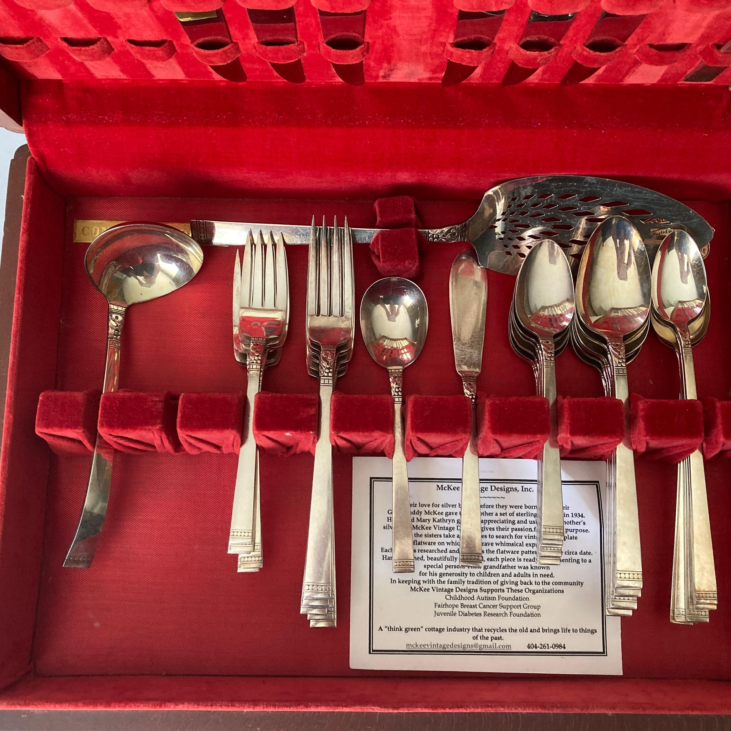 Oneida Community Plate Forever Silverware 41 Pc Service for 6 With