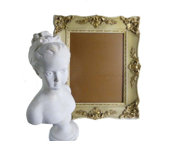French Provincial Cream  Gold Elaborate Closed Corner Wooden Fr