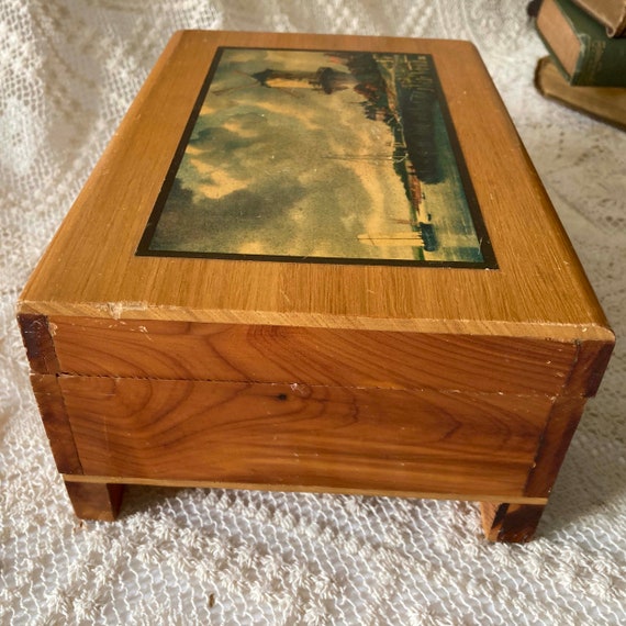 Wooden Cedar Keepsake Chest  Jewelry Box Dutch Sc… - image 5