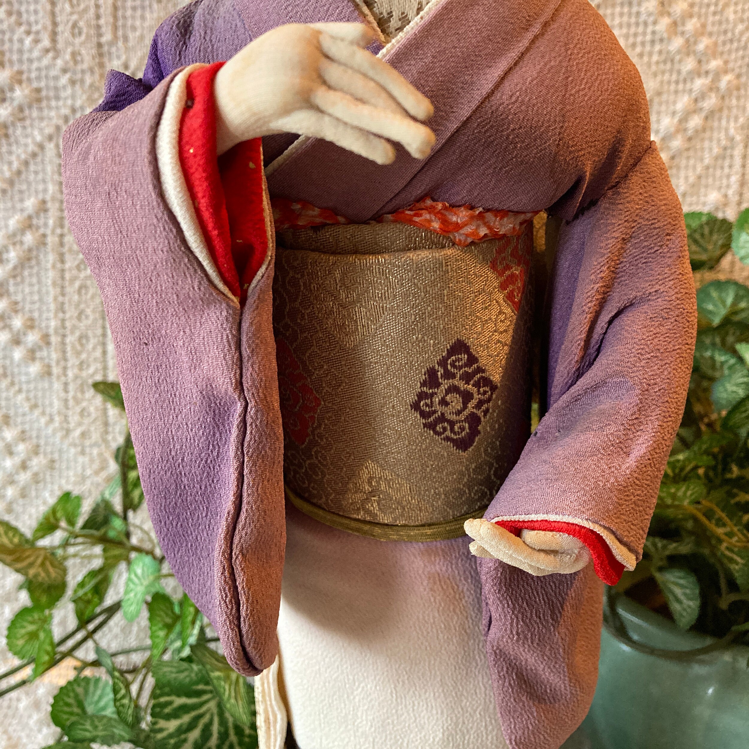 Lachineuse Traditional Japanese Kimono Doll - Mauve/Purple, 31cm High, Resin & Fabric - View #6