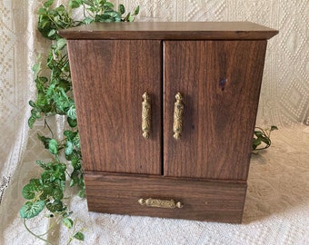 Grand milieu du siècle vinyle couvert bois Bijoux Armoire Double porte avant 6 tiroirs