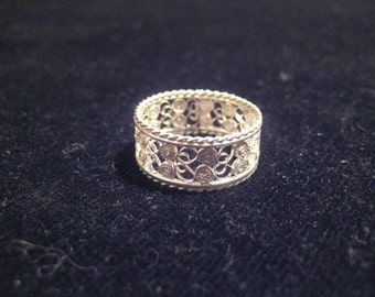 Filigree Fascione Ring