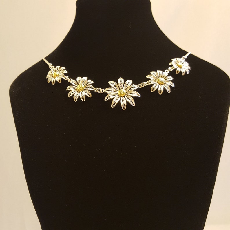 Daisy silver filigree necklace image 1